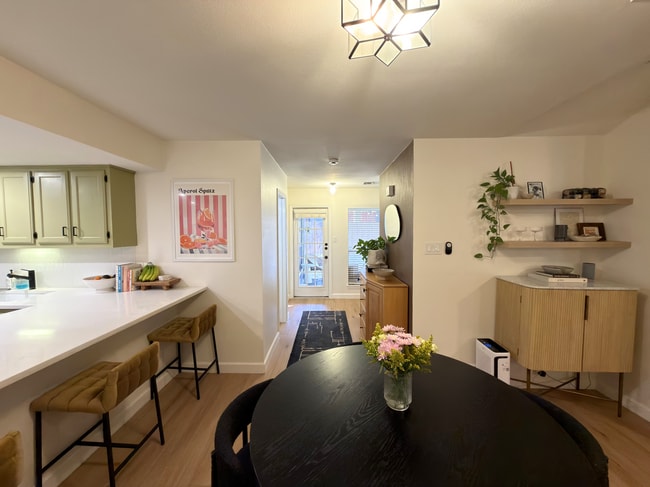 Building Photo - 9319 Whisper Pt