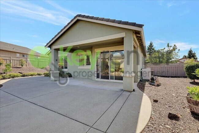 Building Photo - 2532 Woodacre Ln