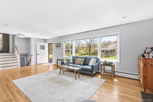 Building Photo - 17 Cottage Pl