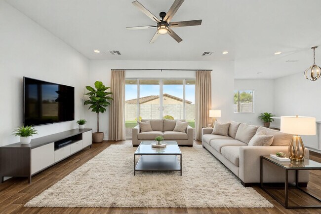 Building Photo - 13103 N 174th Dr