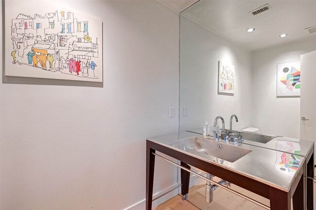 Building Photo - 39 River Hollow Ln