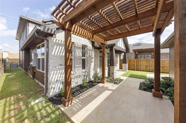 Building Photo - 625 Presidio St