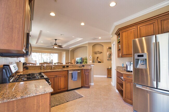 Building Photo - 482 Montelluna Dr