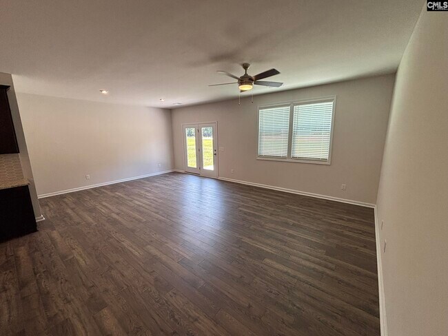 Building Photo - 102 Georgia Pine Dr