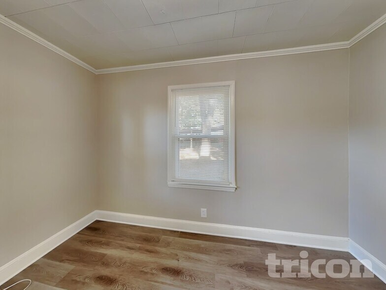 Building Photo - 1 Roberta Rd