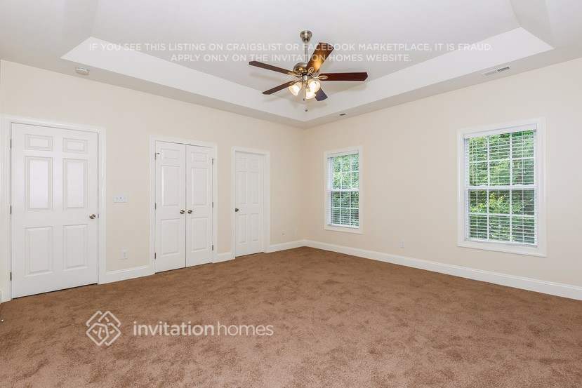 Building Photo - 14004 Ballantyne Meadows Dr
