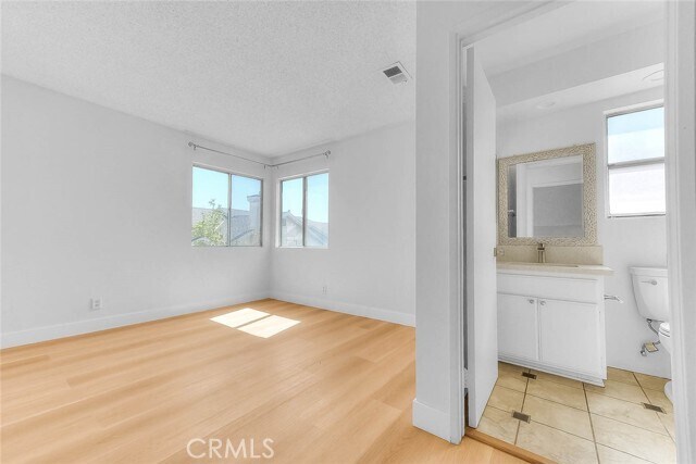 Building Photo - 3640 Honeyglen Way