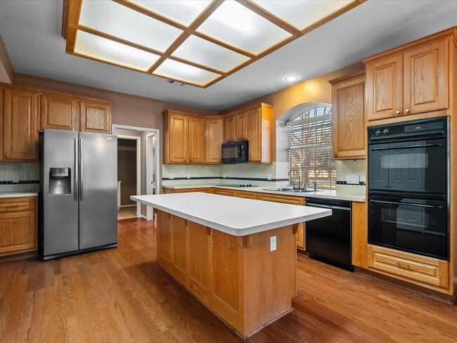 Building Photo - 2210 Crimson Cove Ct