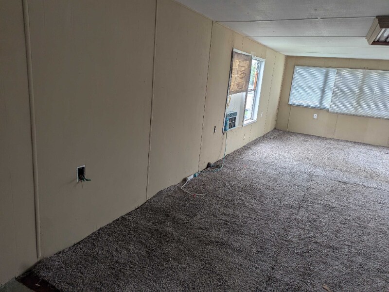 Building Photo - 2504 SW Jefferson Ave