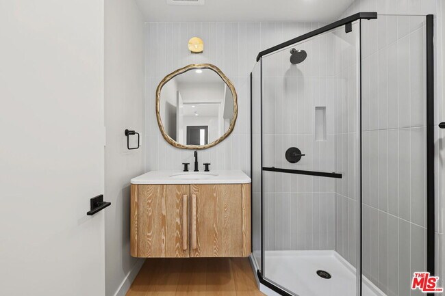 Building Photo - 5843 Whitworth Dr
