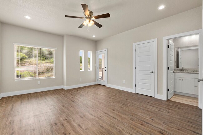 Building Photo - 119 Ave Ventana