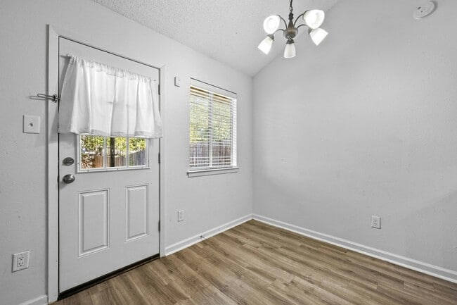 Building Photo - 7604 Woodstone Cove