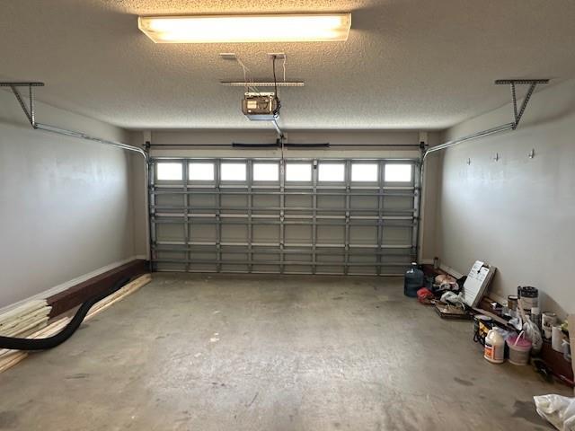 Building Photo - 2719 Rosebud Dr