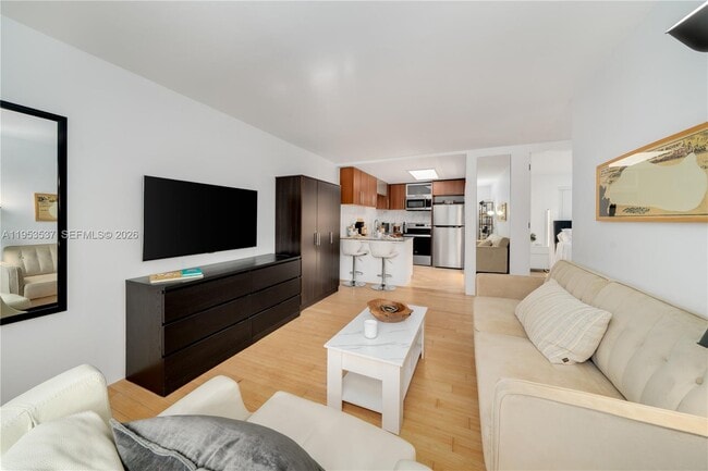 Building Photo - 651 NE 60th St