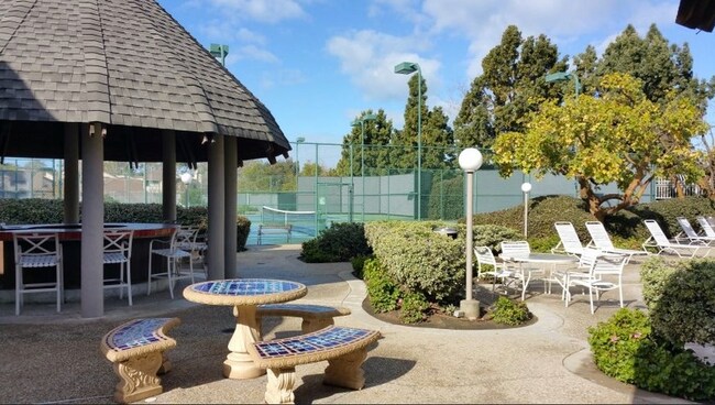 Building Photo - 8450 Via Sonoma