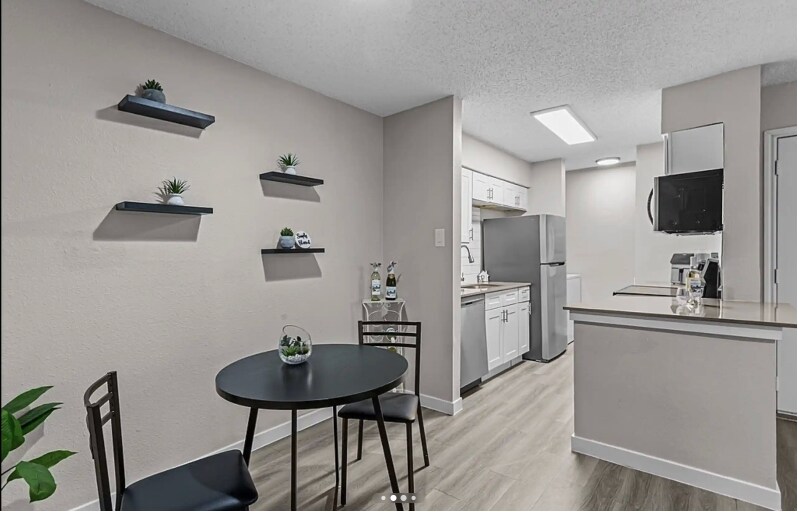 Building Photo - 6776 Westcreek St S