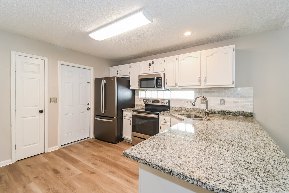 Building Photo - 8785 Chambore Dr