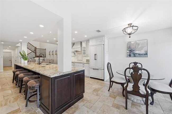 Building Photo - 21944 Town Pl Dr