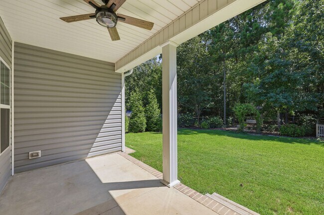 Building Photo - 233 Forester Dr