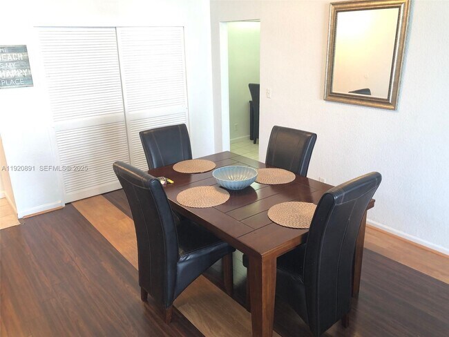 Building Photo - 3901 S Ocean Dr