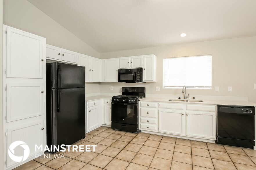 Building Photo - 6445 Winding Ridge