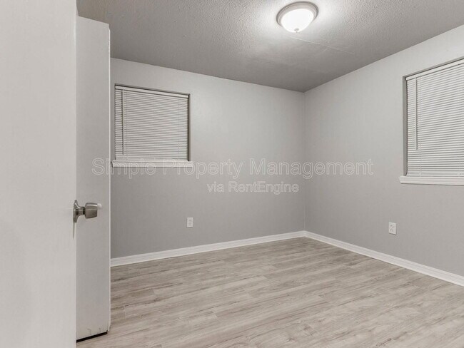 Building Photo - 1409 SW 81st St