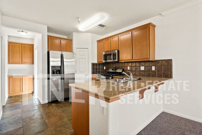 Building Photo - 50 Regency Park Cir