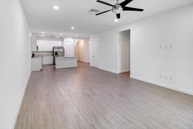 Building Photo - 14520 Wiley Range Rd