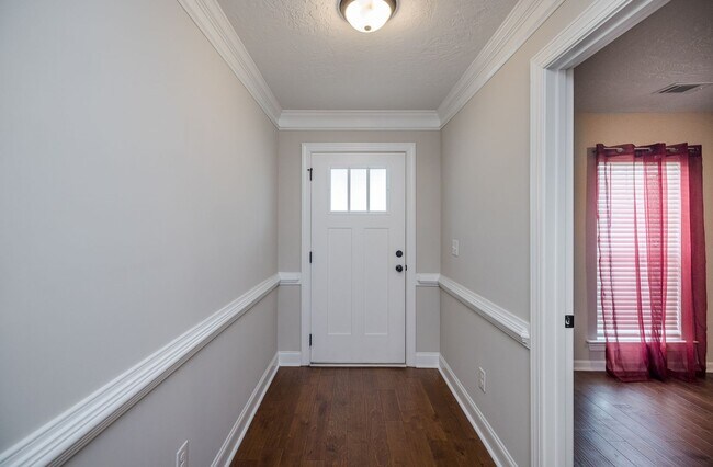 Building Photo - 1043 Wildfire Cir