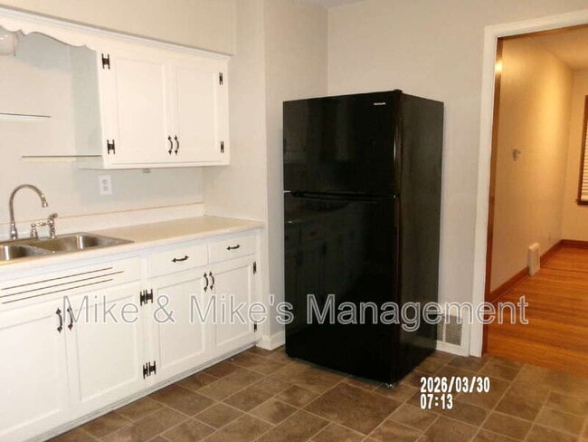 Building Photo - 2645 N 63rd St