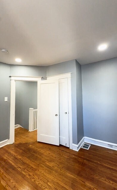 Building Photo - 5838 Fernwood St