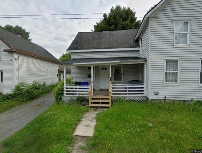 Building Photo - 5 Plummer St