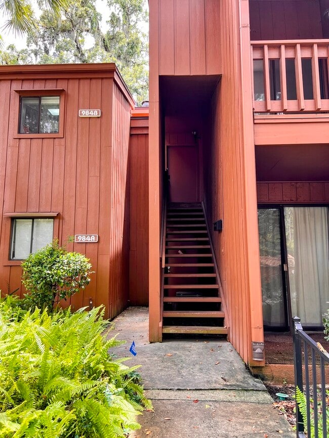 Building Photo - Desirable Sodo District, this spacious 2 b...