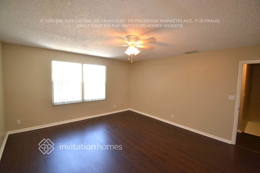 Building Photo - 2632 W Saratoga Dr