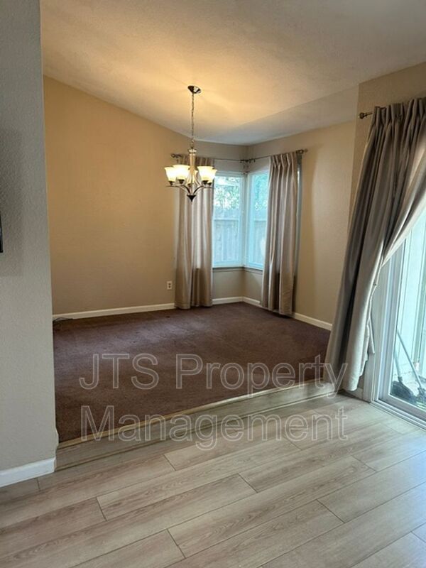 Building Photo - 9349 Newington Way