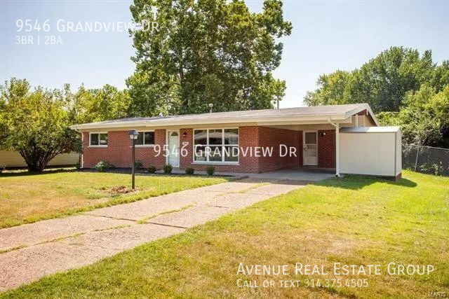 Building Photo - 9546 Grandview Dr