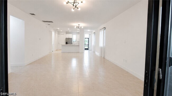 Building Photo - 5245 Marano Dr