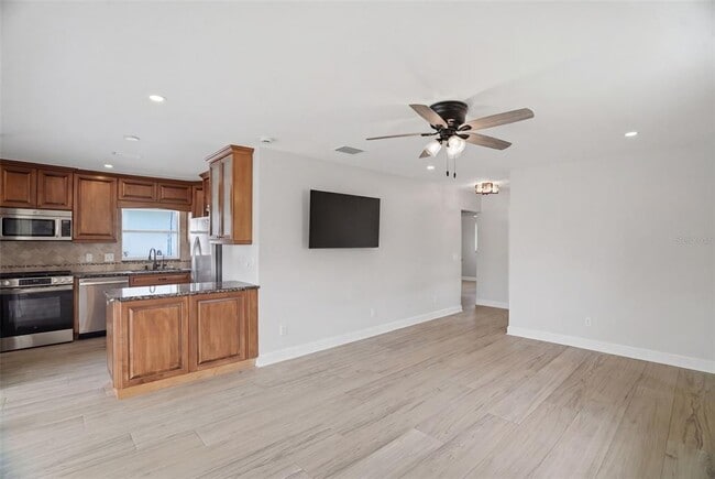 Building Photo - 4436 Floramar Terrace