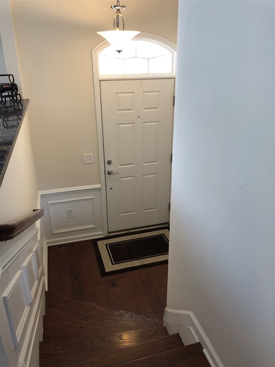 Building Photo - Room in Townhome on Macedonia Lake Dr