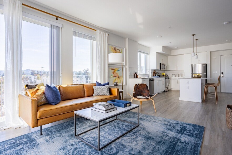 Chandler Apartments in North Hollywood 11311 Chandler Blvd North