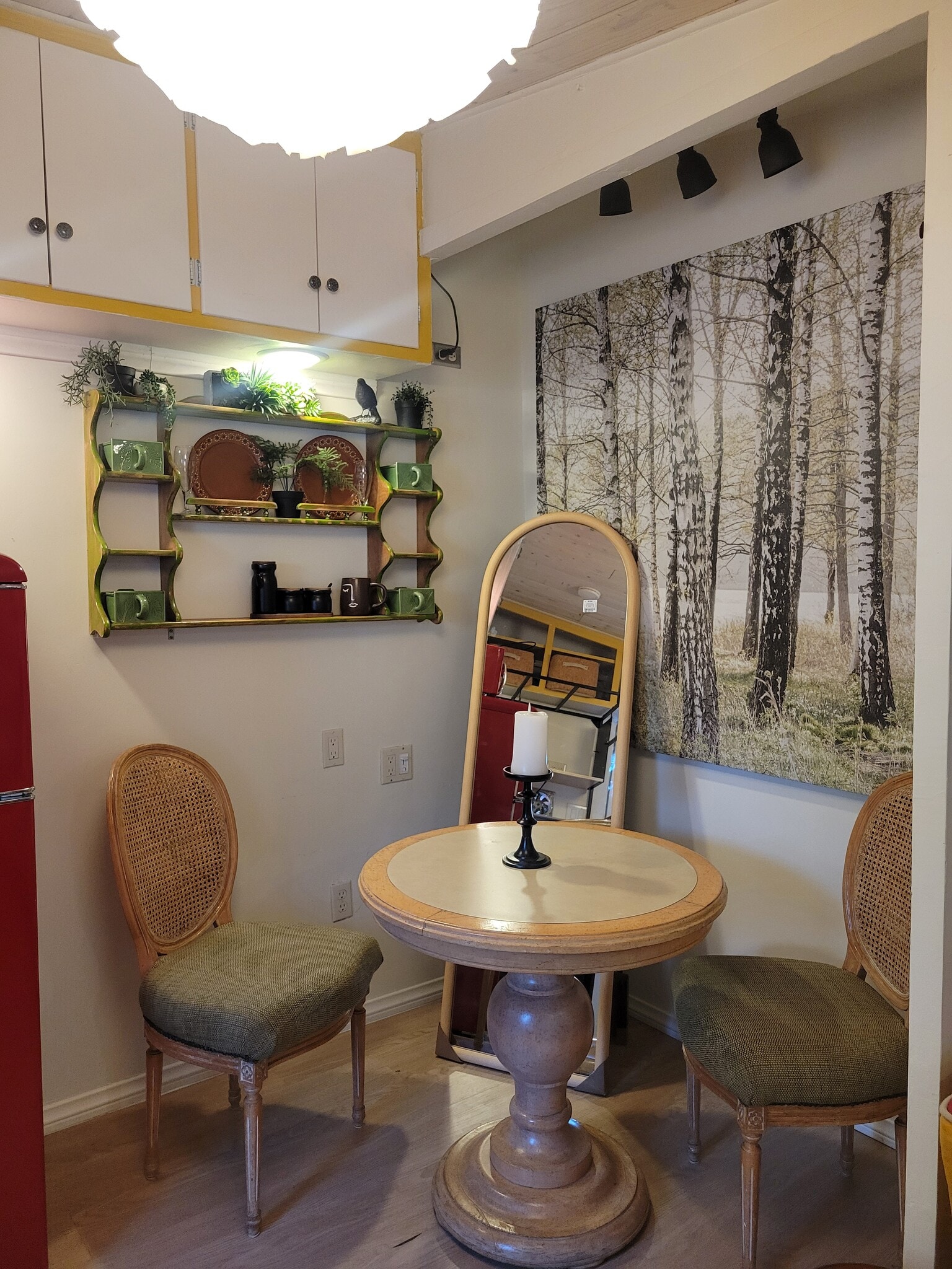 Furniture not included - 4195 Hamilton St