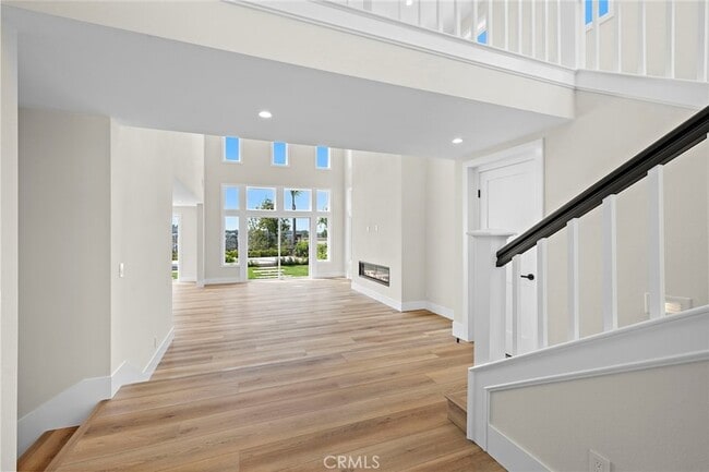 Building Photo - 22661 Sweetmeadow