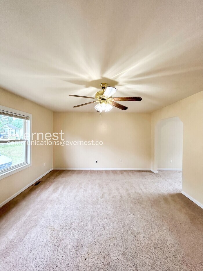 Building Photo - 11406 Wentworth Ct