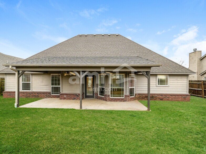 Building Photo - 4017 S 201st E Ave