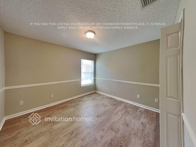 Building Photo - 1029 Deer View Ln