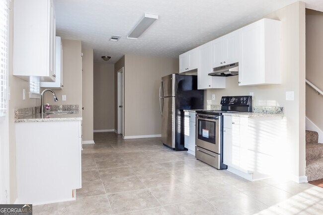 Building Photo - 1573 Keystone Dr