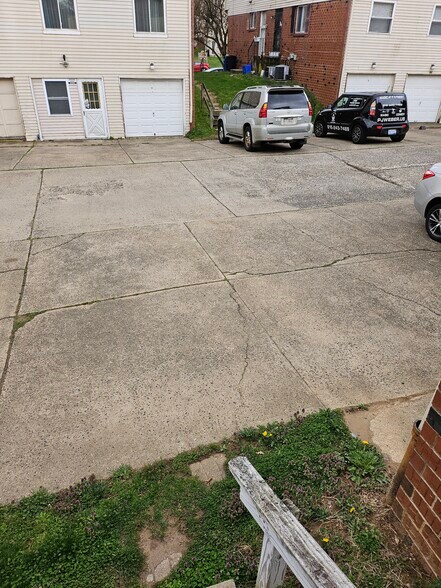 Building Photo - 1710 Tracey St
