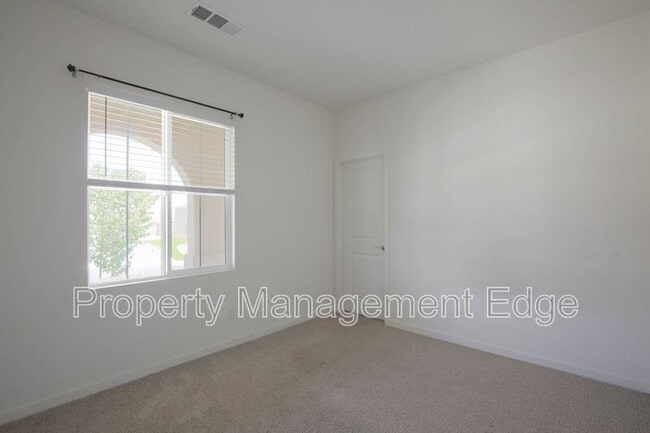 Building Photo - 30913 Chuckwagon Ct