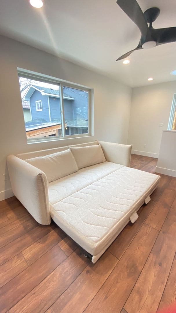 Building Photo - Adorable one bedroom one bathroom ADU!