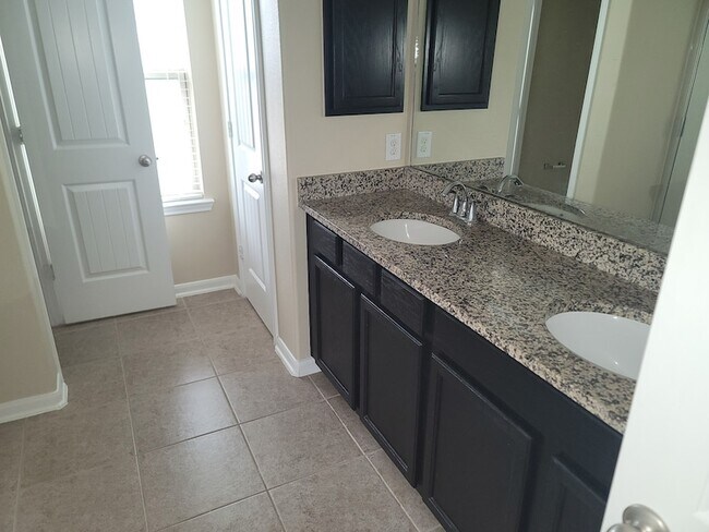 Building Photo - 17223 Pecos Park Ln